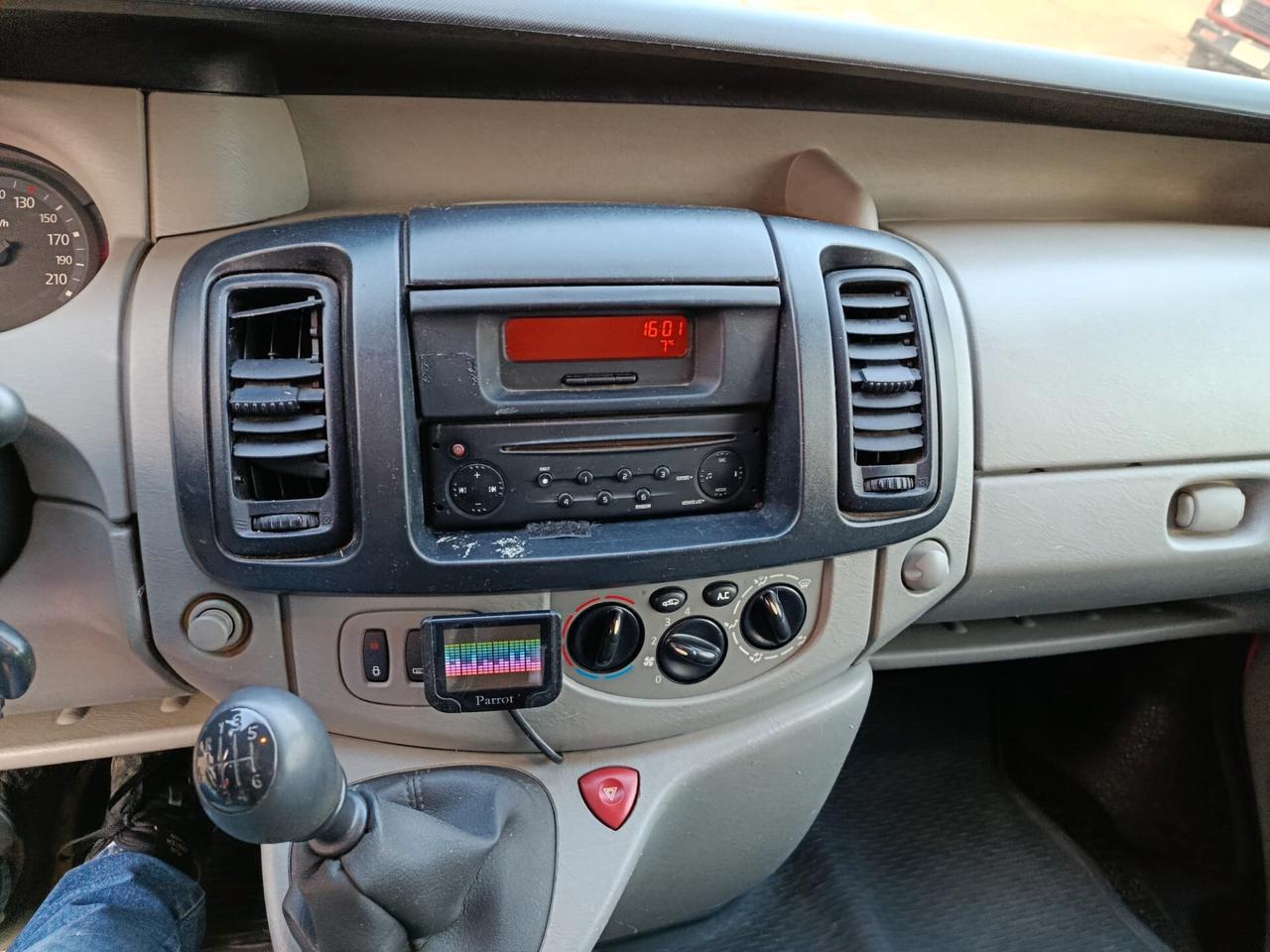 Renault Trafic T29 2.0 dCi/115 PL-TN Furgone Ice