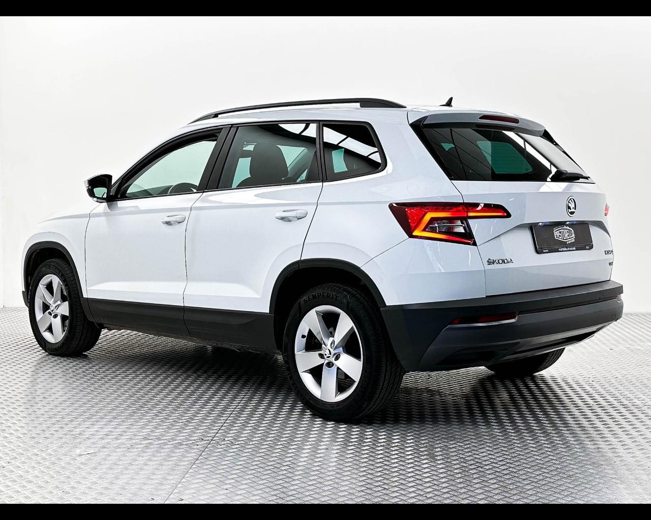 SKODA Karoq - Karoq 2.0 TDI SCR 4x4 Ambition