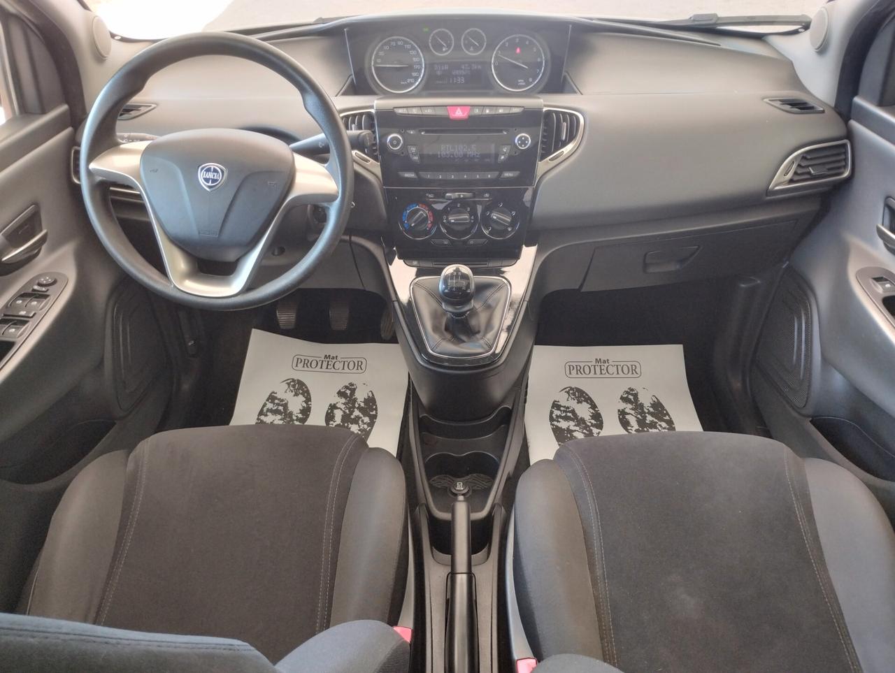 Lancia Ypsilon 1.2 69 CV GPL Ecochic Platinum