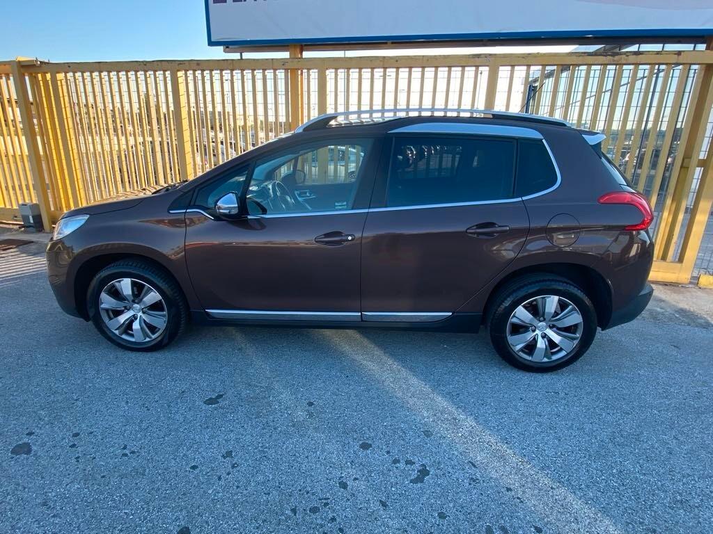 Peugeot 2008 PureTech 1.2 82 cv ETG5 S&S Allure