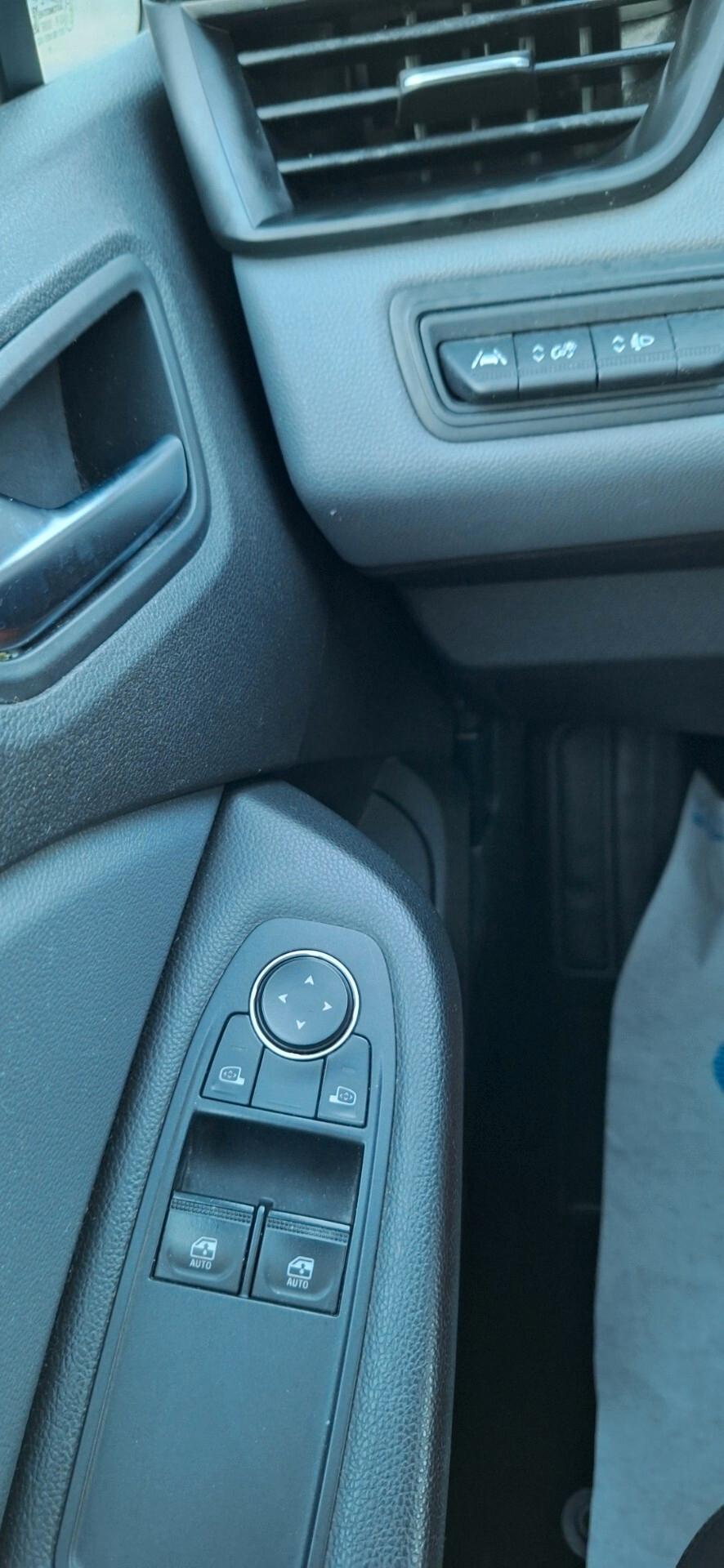 Renault Clio TCe 100 CV 5 porte Business