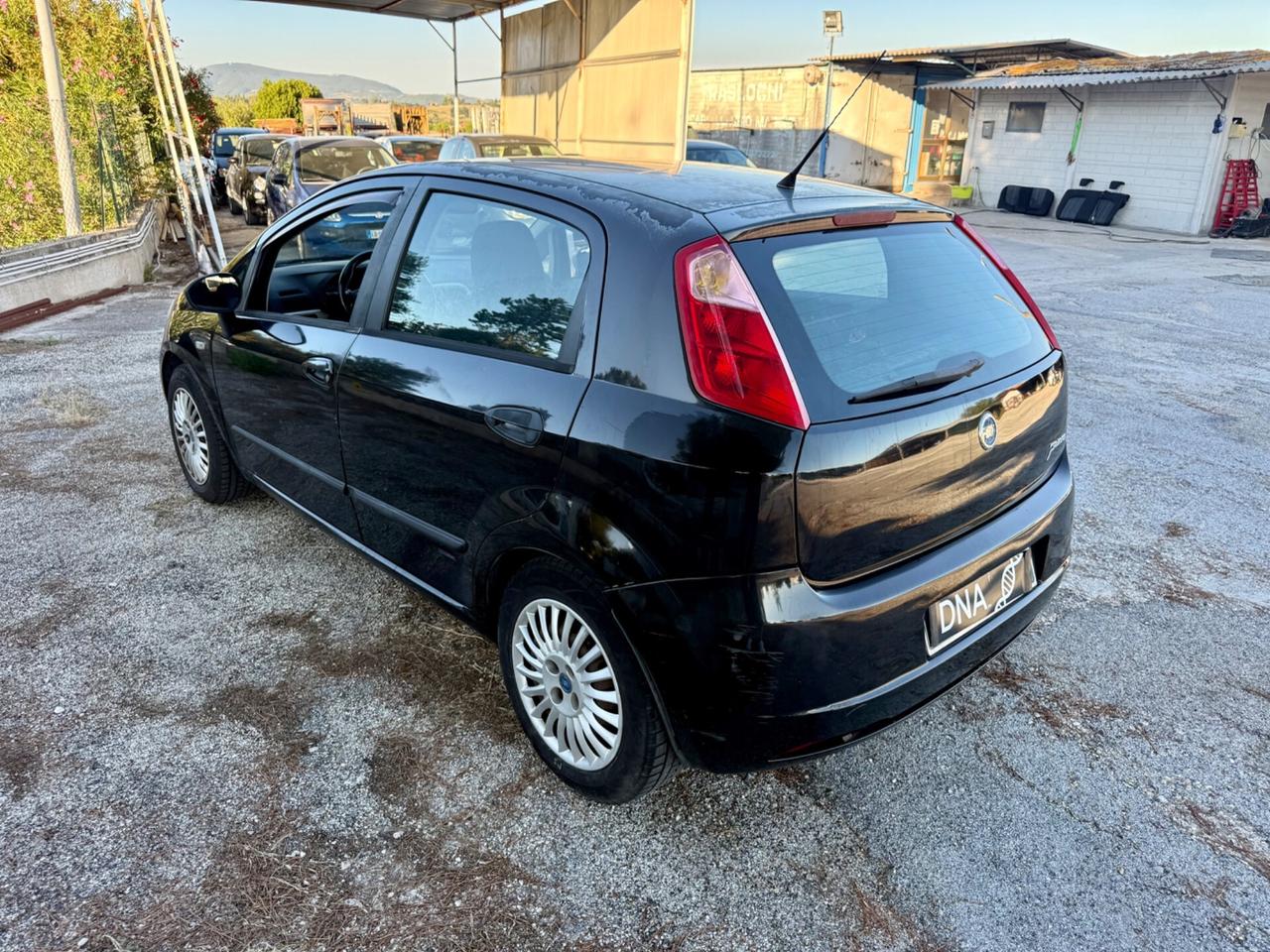 Fiat Grande punto 1.2 benzina Metano NEOPATENTATI