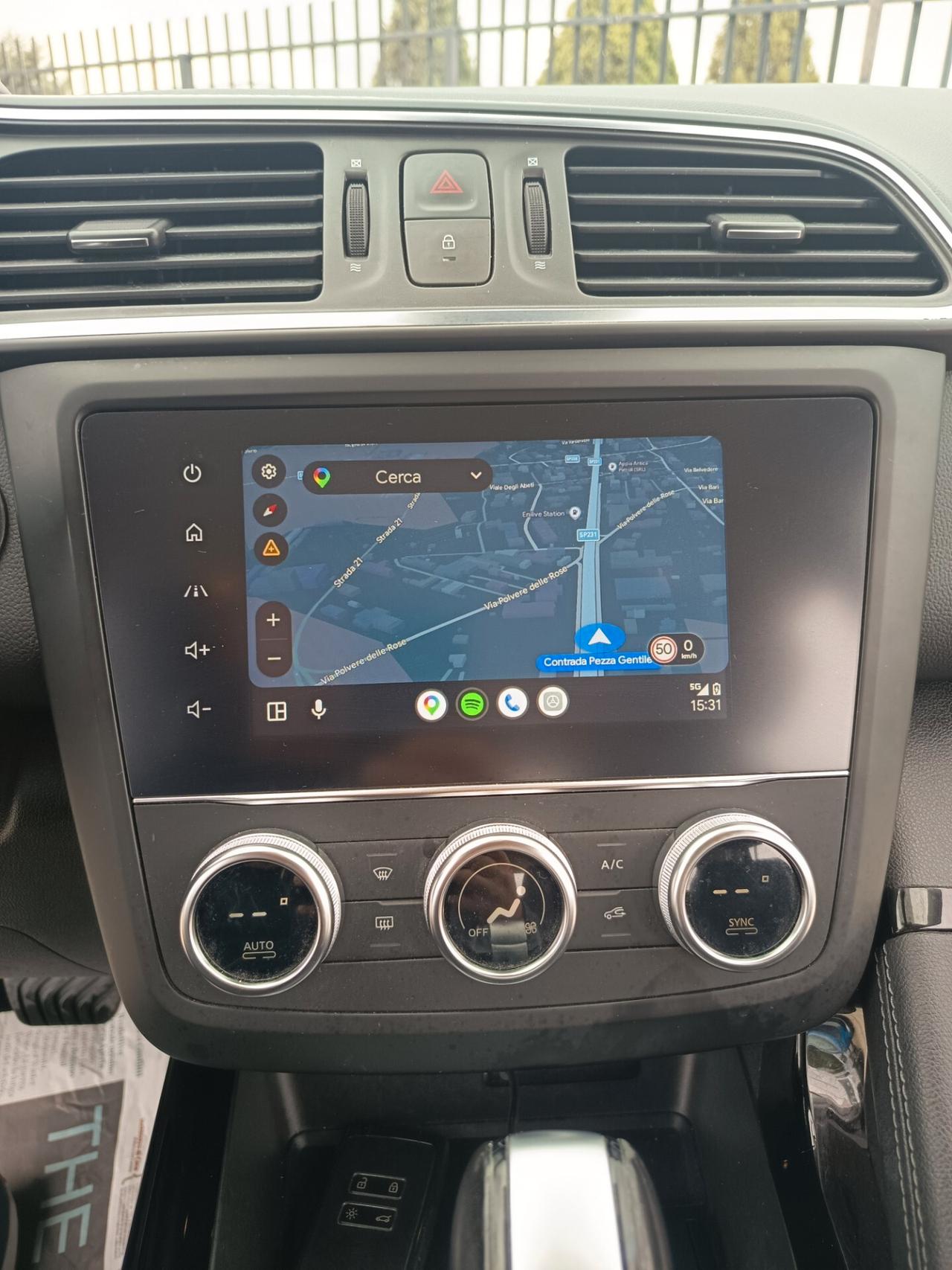 Renault Kadjar Blue dCi 8V 115CV EDC Autocarro 5 posti