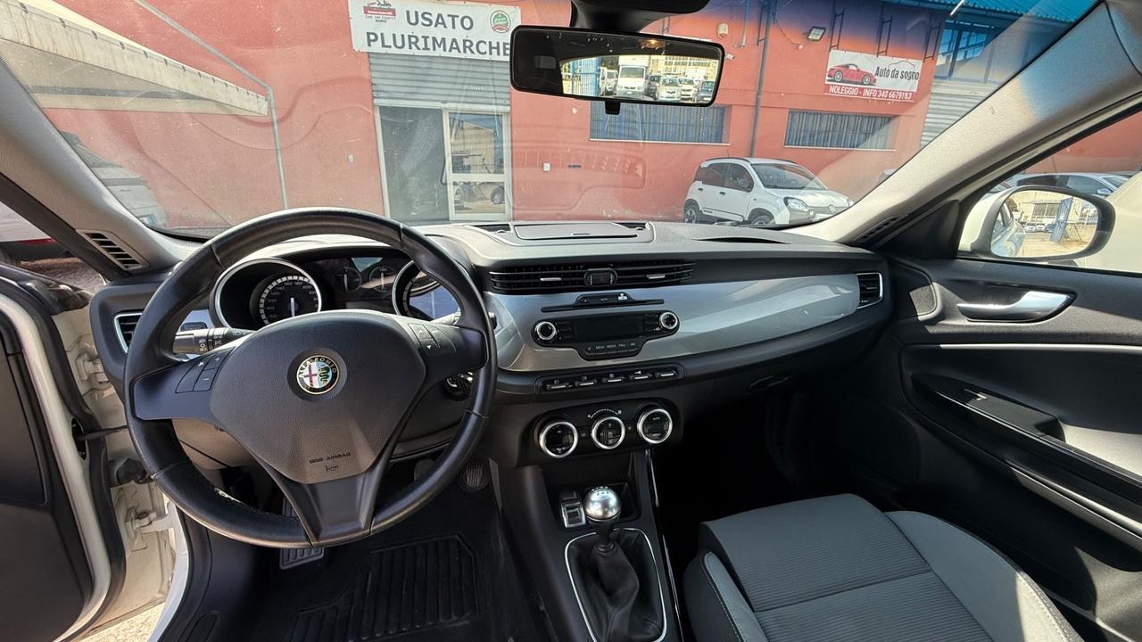 Alfa Romeo Giulietta 1.6 JTDm-2 105 CV Exclusive