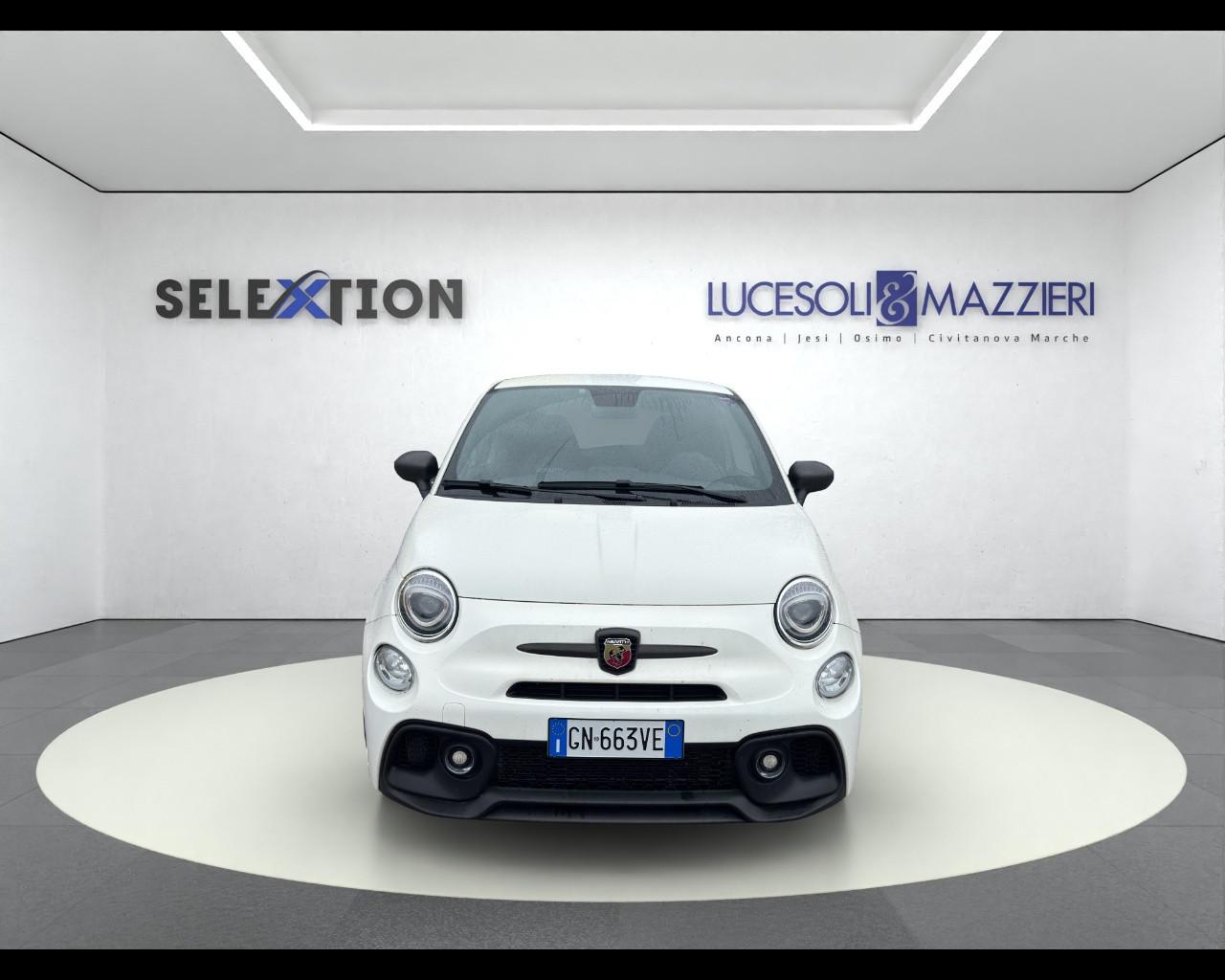 ABARTH 695 - 695 1.4 Turbo T-Jet 180 CV M.T.A.