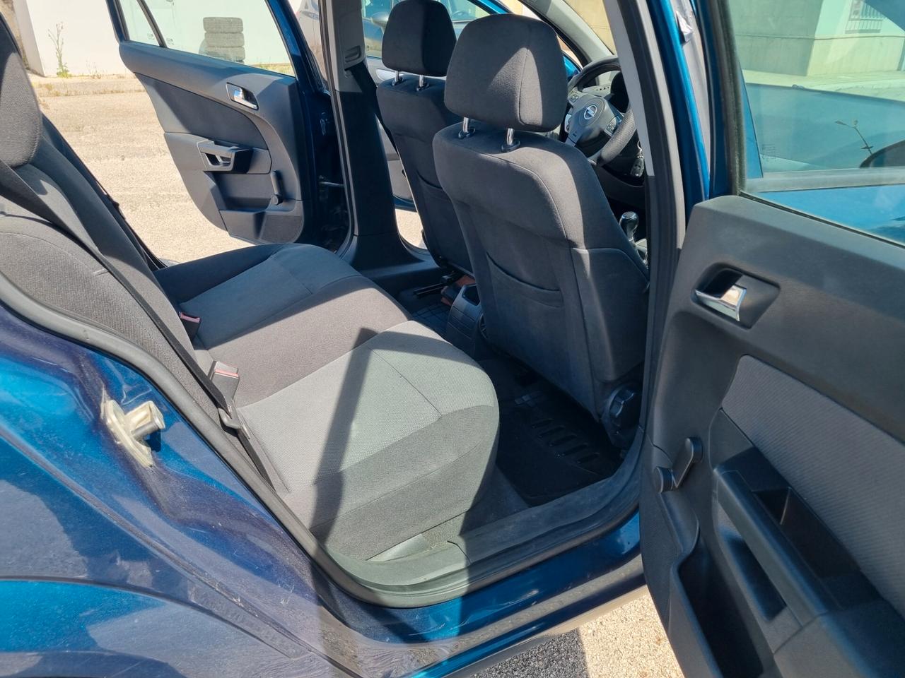 Opel Astra 1.7 CDTI 101CV 5 porte Cosmo
