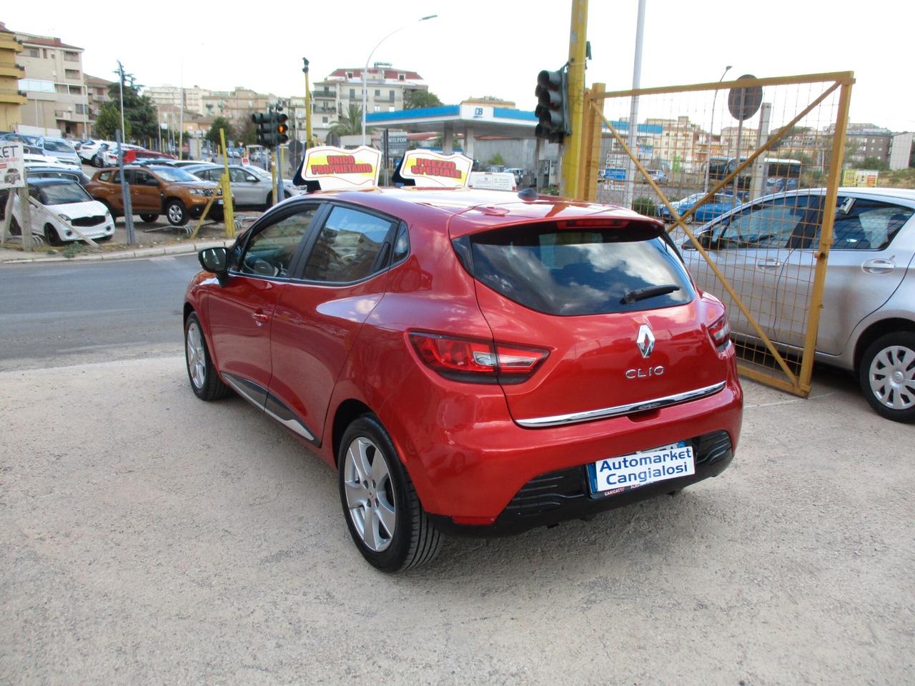 Renault Clio 1.2 75CV 5 porte MOLTO BELLA