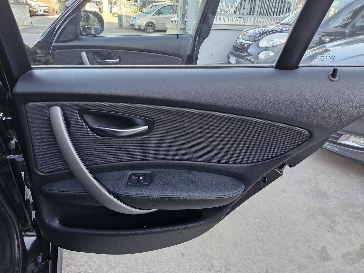 BMW SERIE1 118D FUTURA DPF ANNO 2010 180000KM