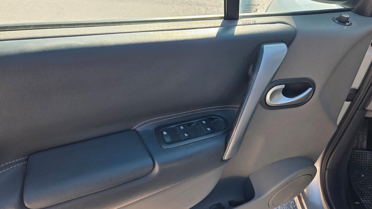 Renault Scenic Scénic 1.5 dCi/105CV Serie Speciale