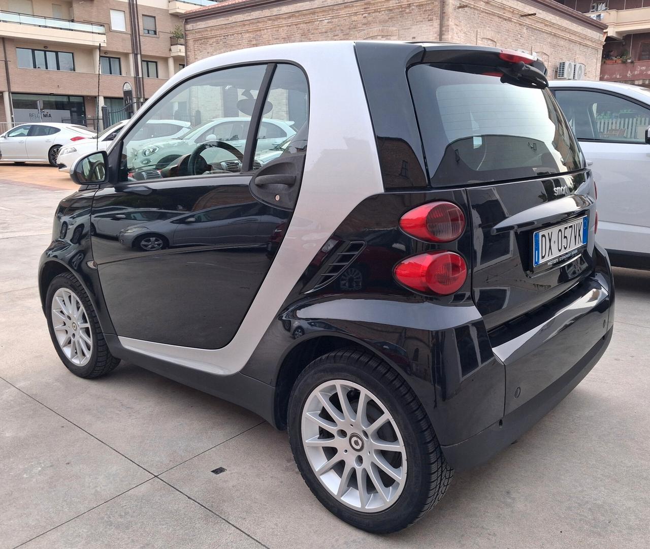 Smart ForTwo 1000 62 kW coupé passion