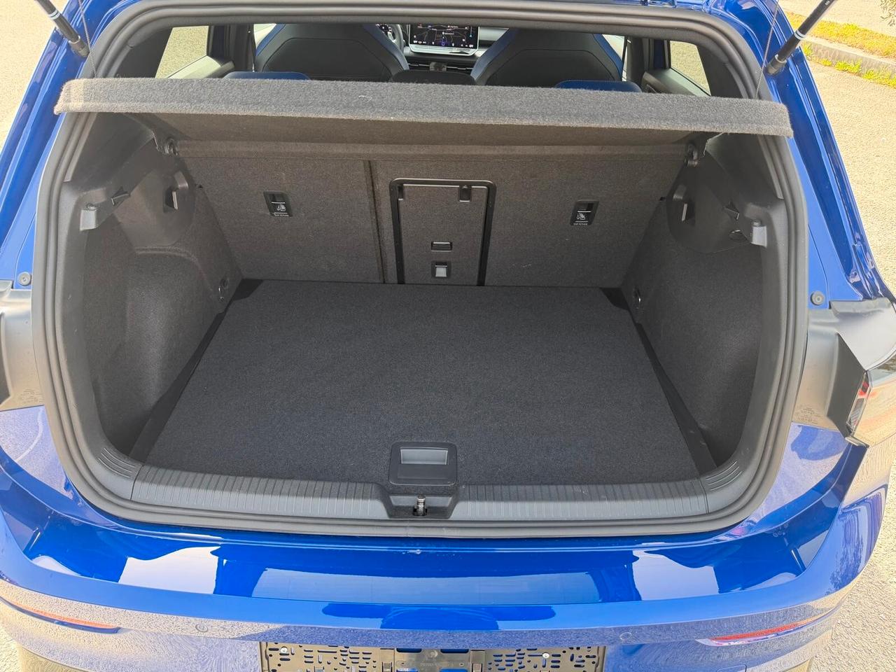 Volkswagen Golf R/2.0/DSG/4MOTION/BLACK EDITION/HEAD UP/NAVI/TELPDC/F1/CERCHI 19/SED.SPORT/PRONTA CONSEGNA!!