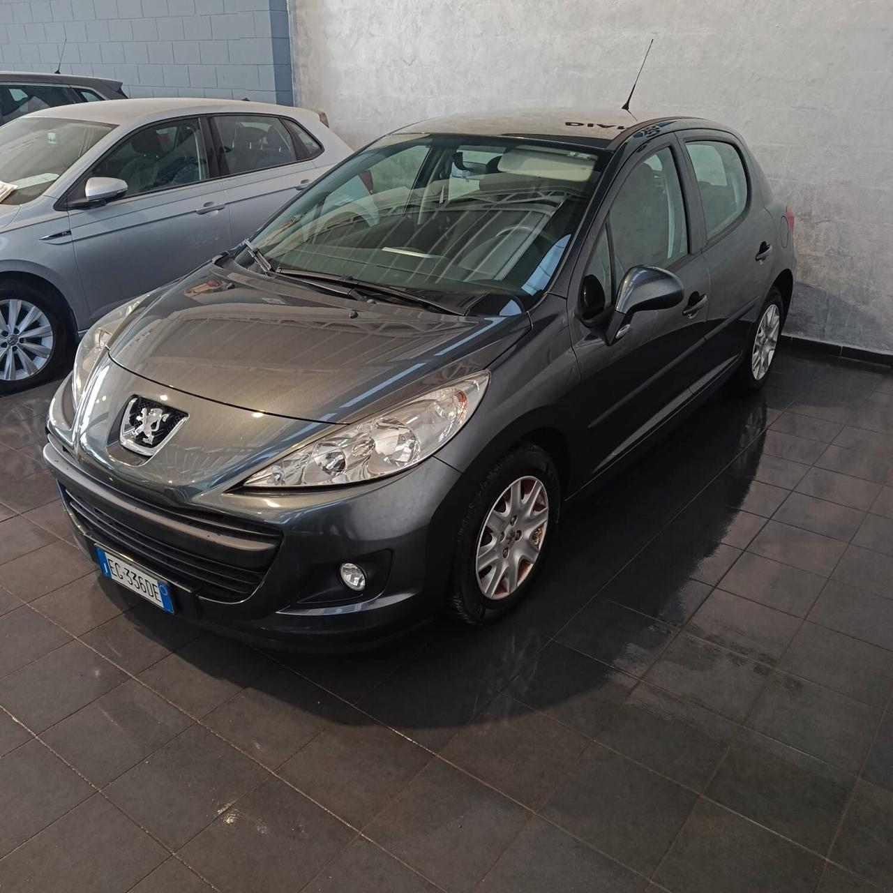 Peugeot 207 1.4 VTi 95CV 5p. XS