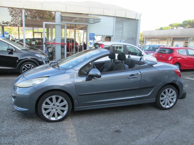 PEUGEOT 207 1.6 HDi 110CV CC Féline