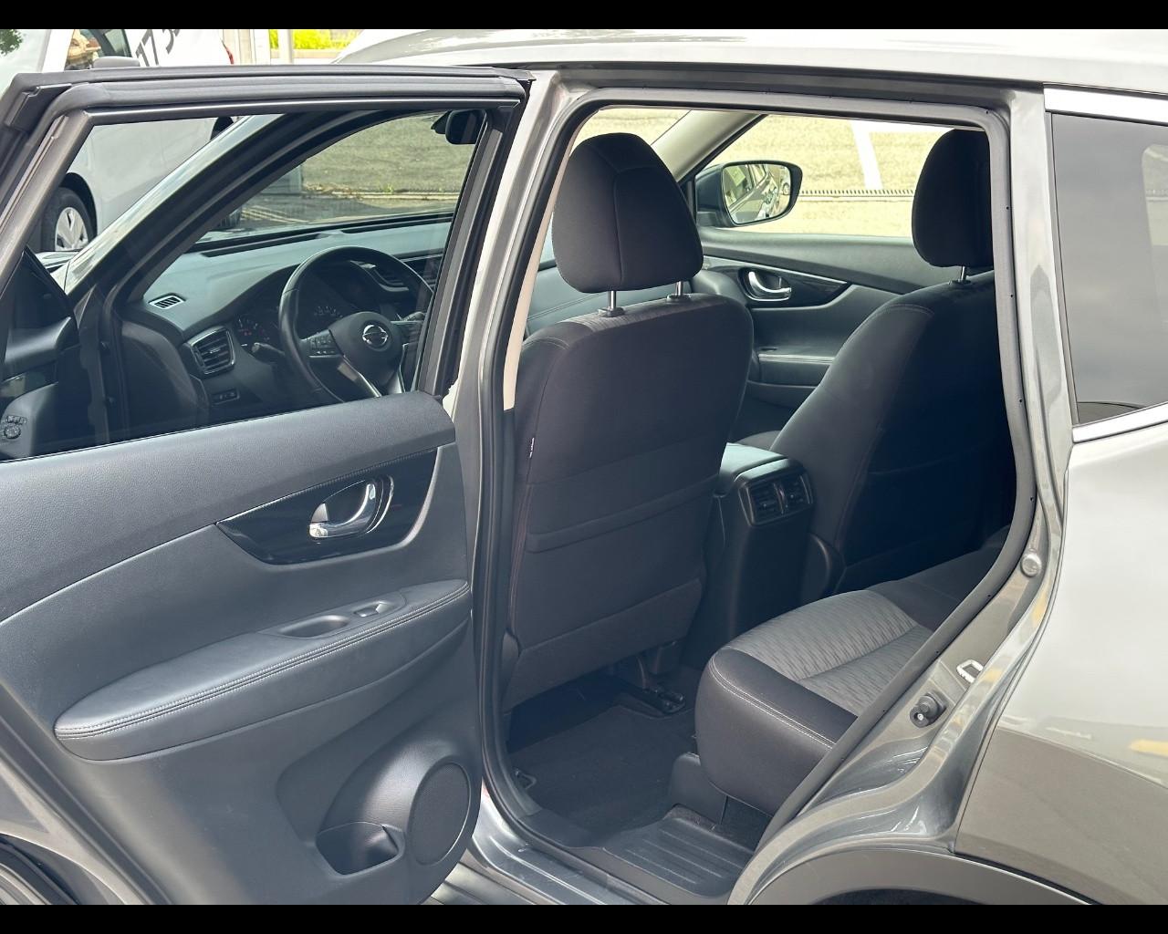 NISSAN X-Trail 3ª serie - X-Trail 2.0 dCi 4WD N-Connecta