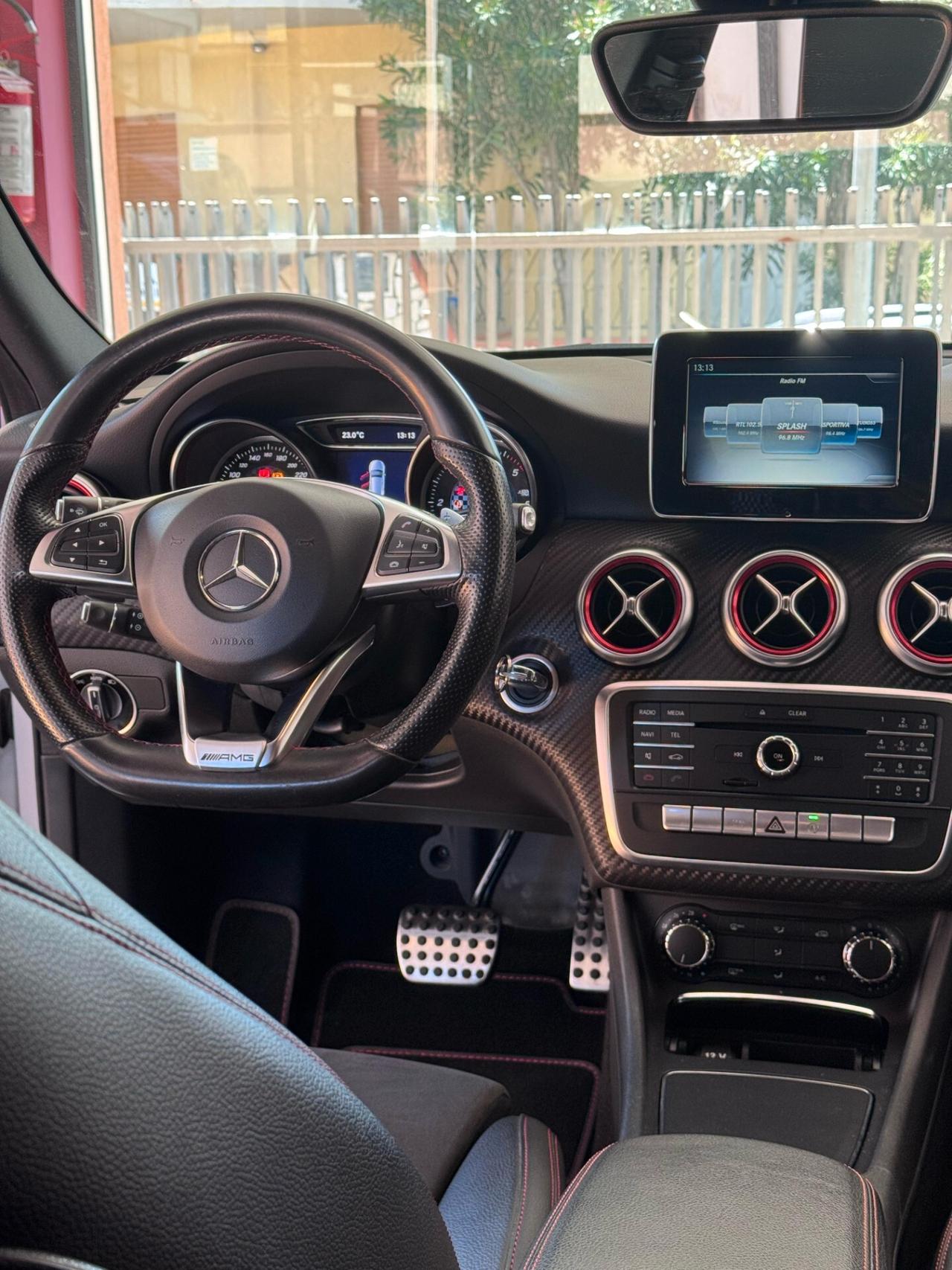 Mercedes-benz A180d Automatic Premium 2016 UNICOPRIETARIO