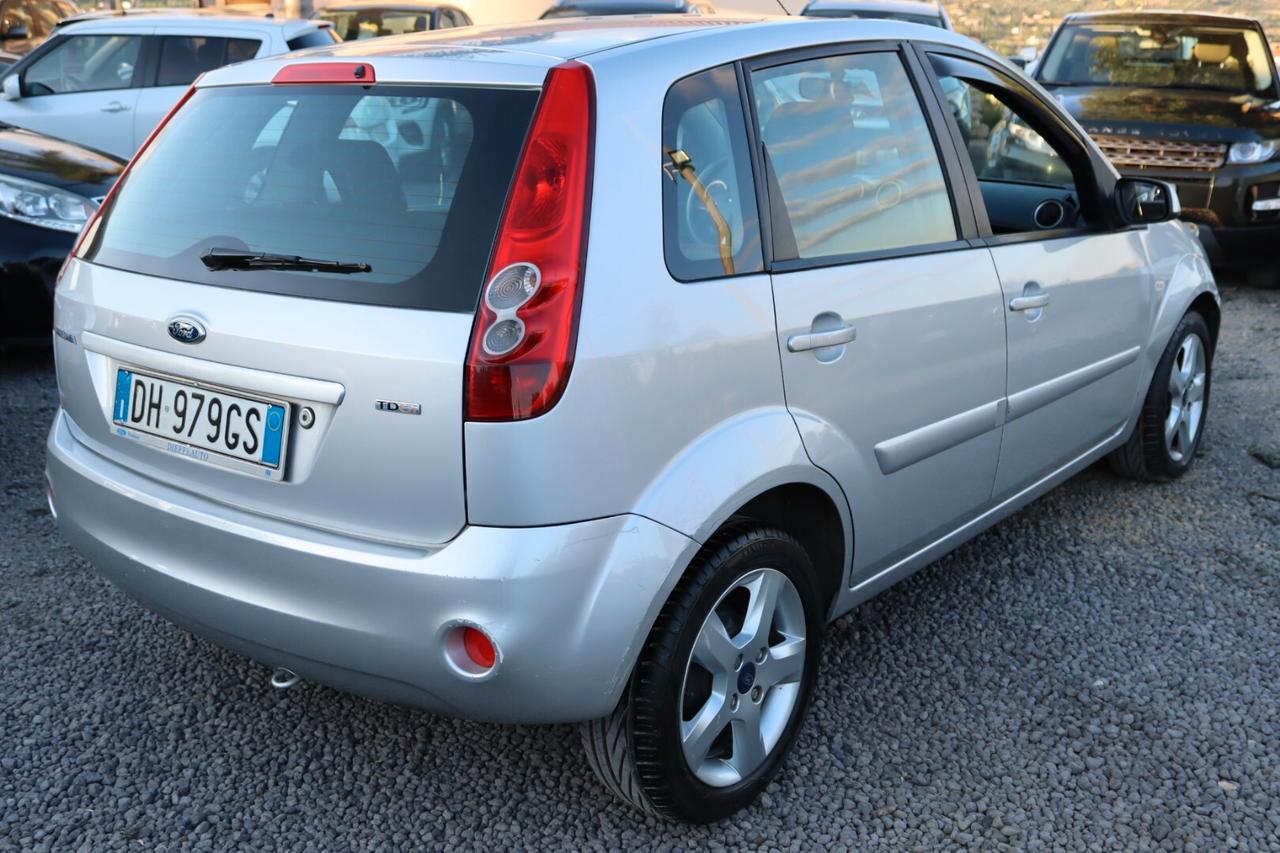 Ford Fiesta 1.4 TDCi 5p. Ghia