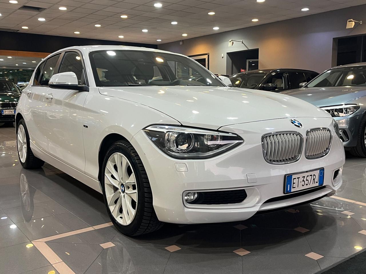 Bmw 118 118d 5p. Unique