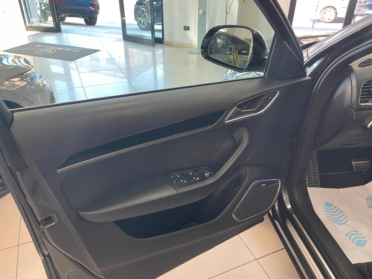 Audi Q3 2.0 TDI 150cv S Line