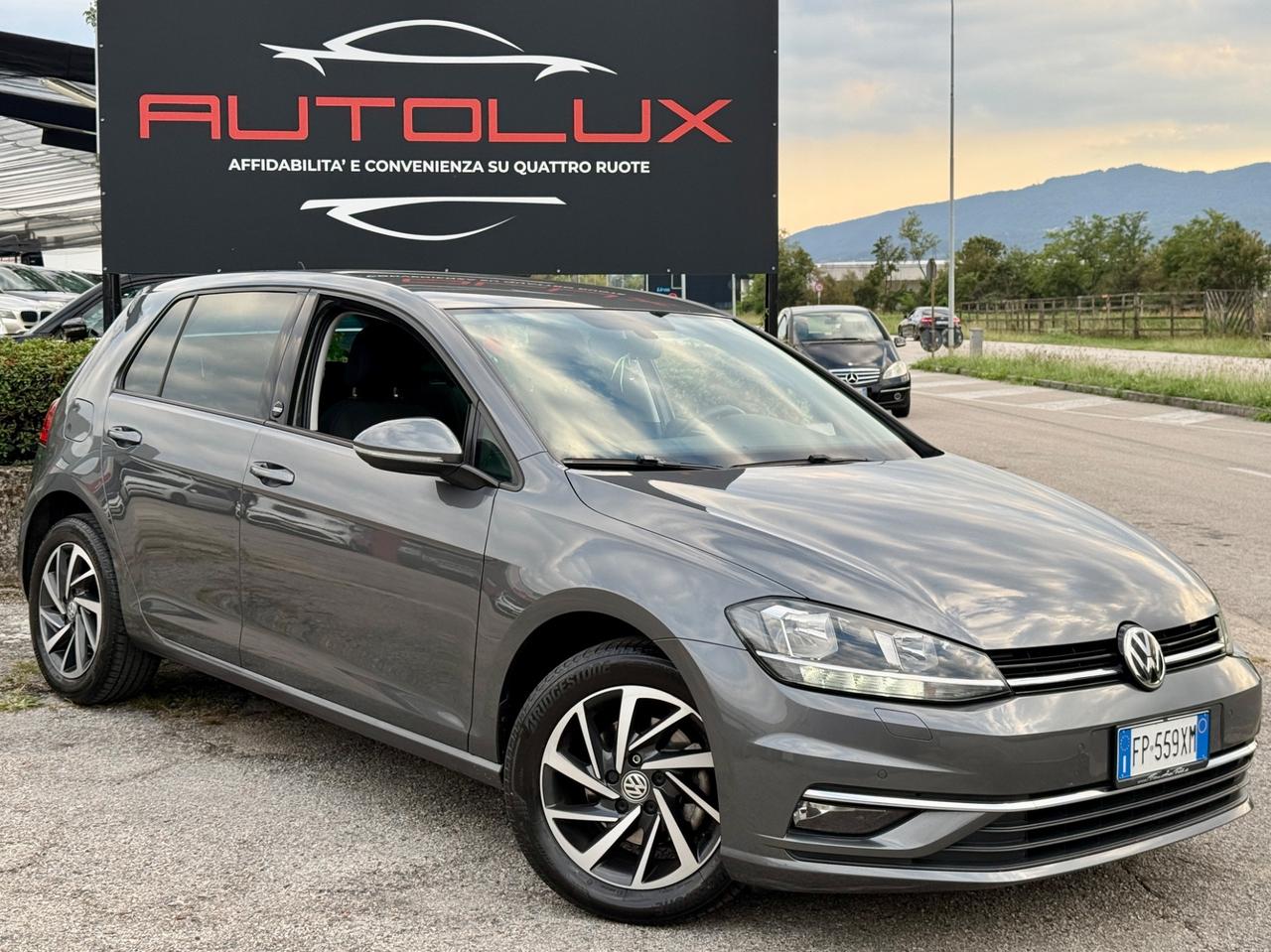 Volkswagen Golf 1.6 TDI 115 CV SOUND OK NEO PATENTATI