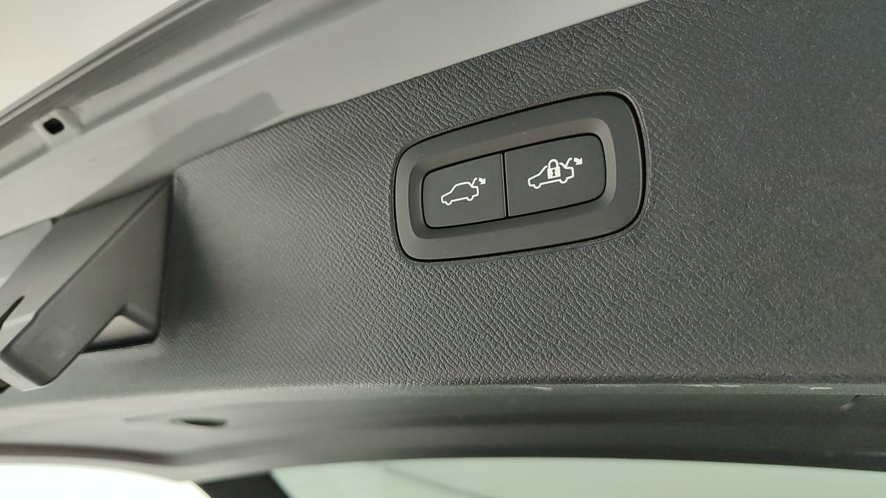 VOLVO XC90 2.0 t8 phev Plus Dark awd 7p.ti auto