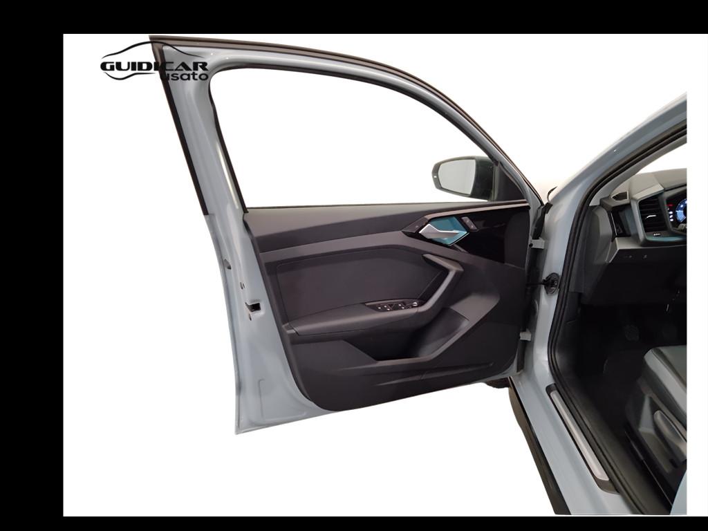 AUDI A1 II 2022 allstreet - A1 allstreet 25 1.0 tfsi Business 95cv