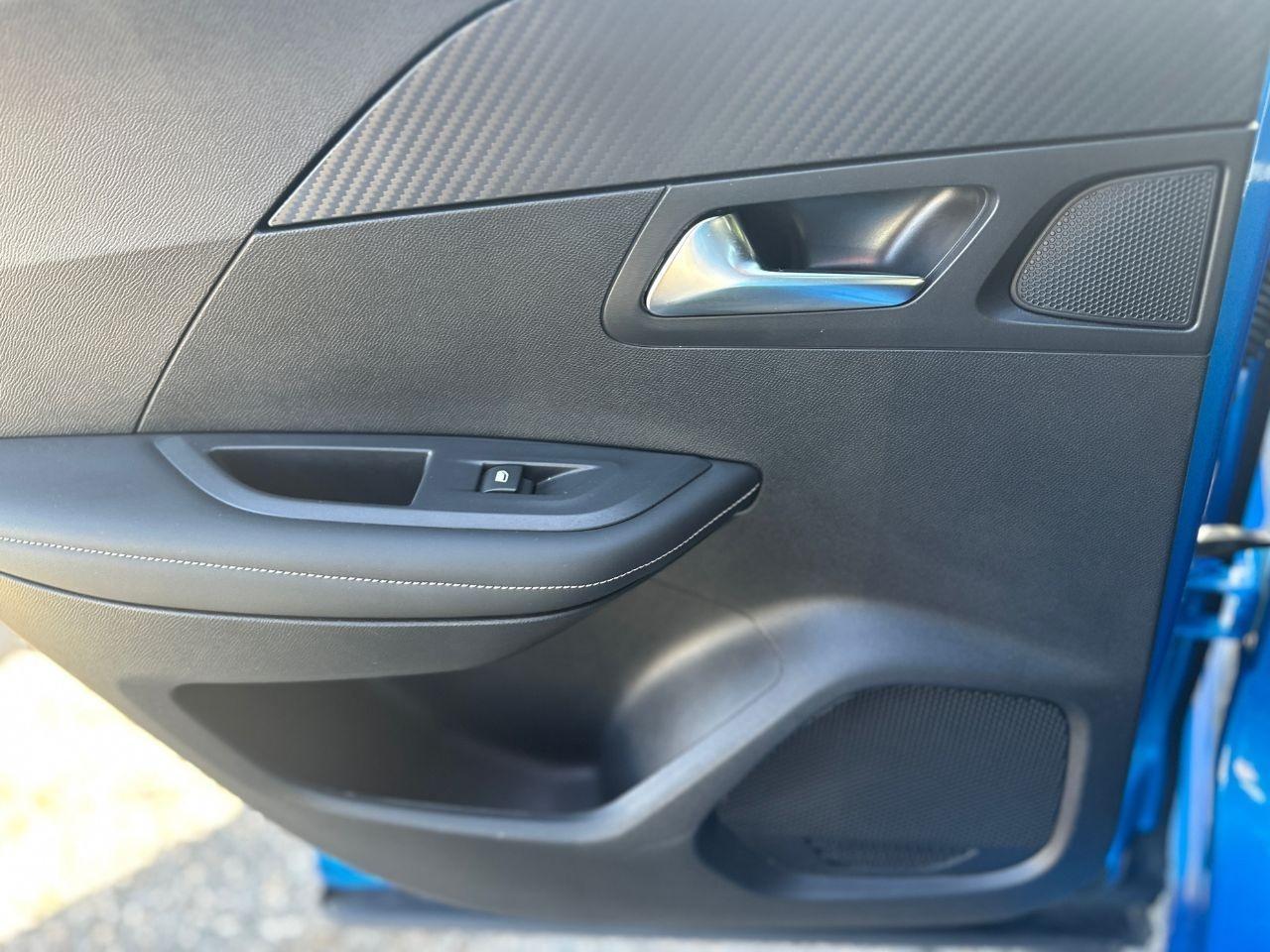 PEUGEOT 2008 II 2023 - 2008 1.2 puretech Allure s&s 100cv