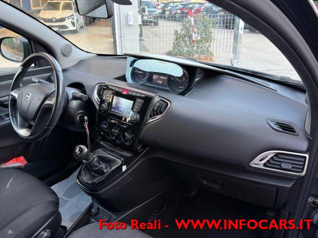 LANCIA Ypsilon Hybrid 1.0 FireFly Ecochic Gold - PROMO