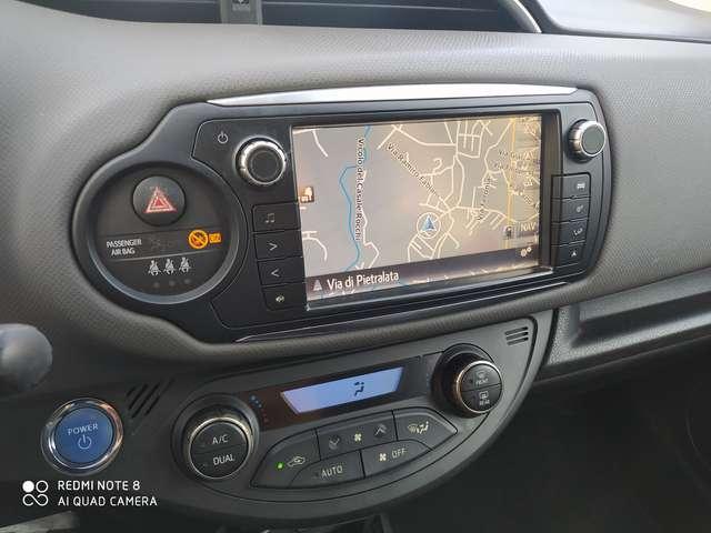 Toyota Yaris Yaris III 2015 5p 1.5h Active
