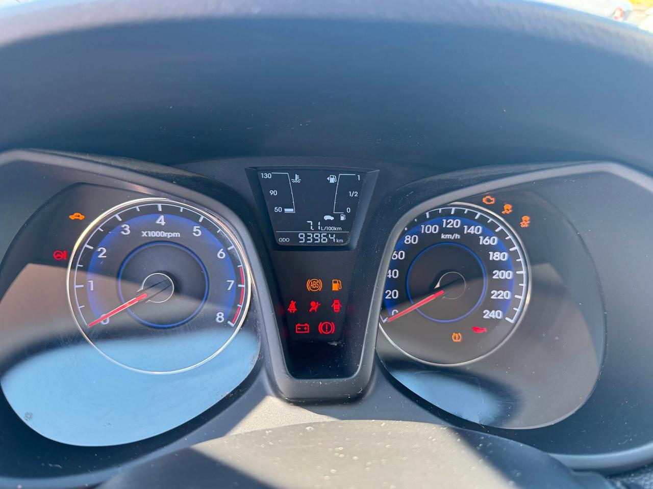 93000KM HYUNDAI IX20 1.4 BENZINA 90CV 2018