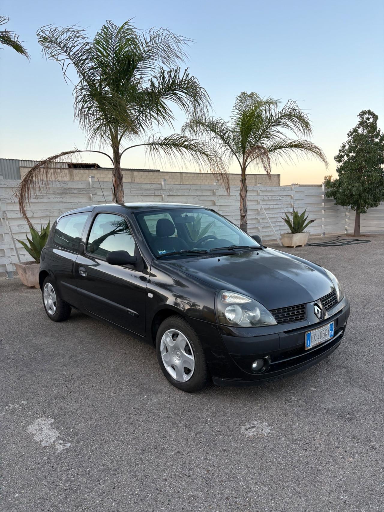 Renault Clio 1.5 dCi 3 p. Motore ottimo