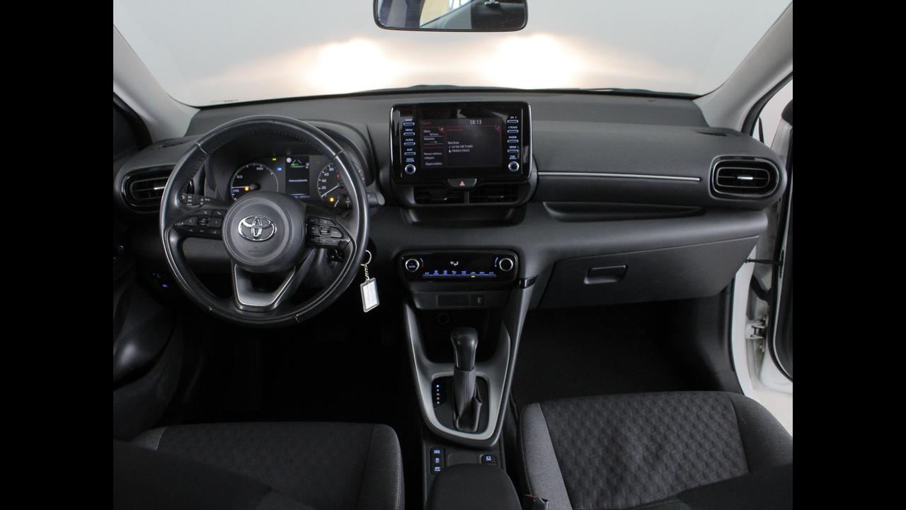 TOYOTA Yaris IV 2020 - Yaris 1.5h Business