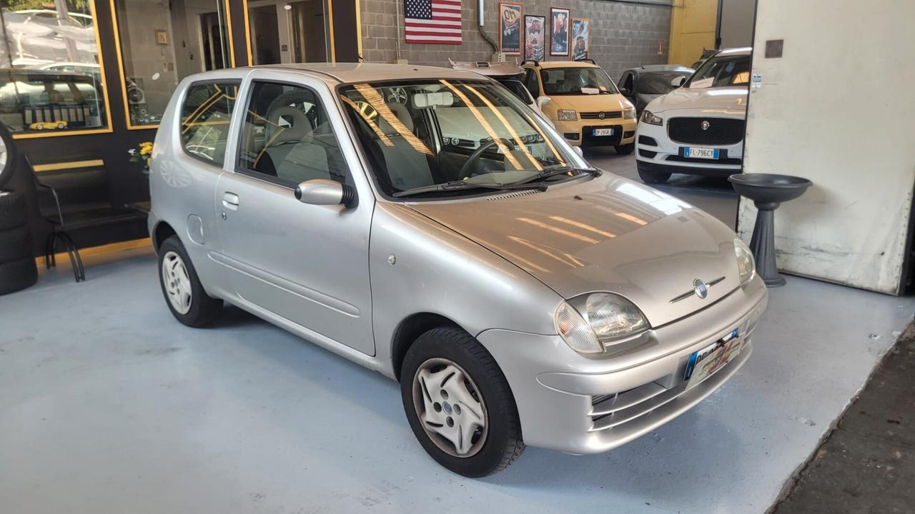 Fiat 600 ARIA CONDIZIONATA SERVOSTERZO VETRI ELETTRICI