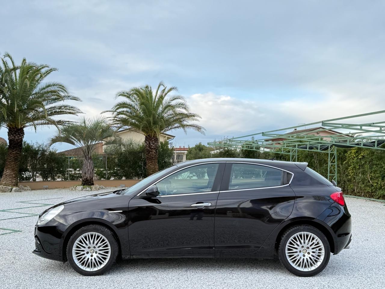 Alfa Romeo Giulietta 1.6 JTDm-2 105 CV Distinctive