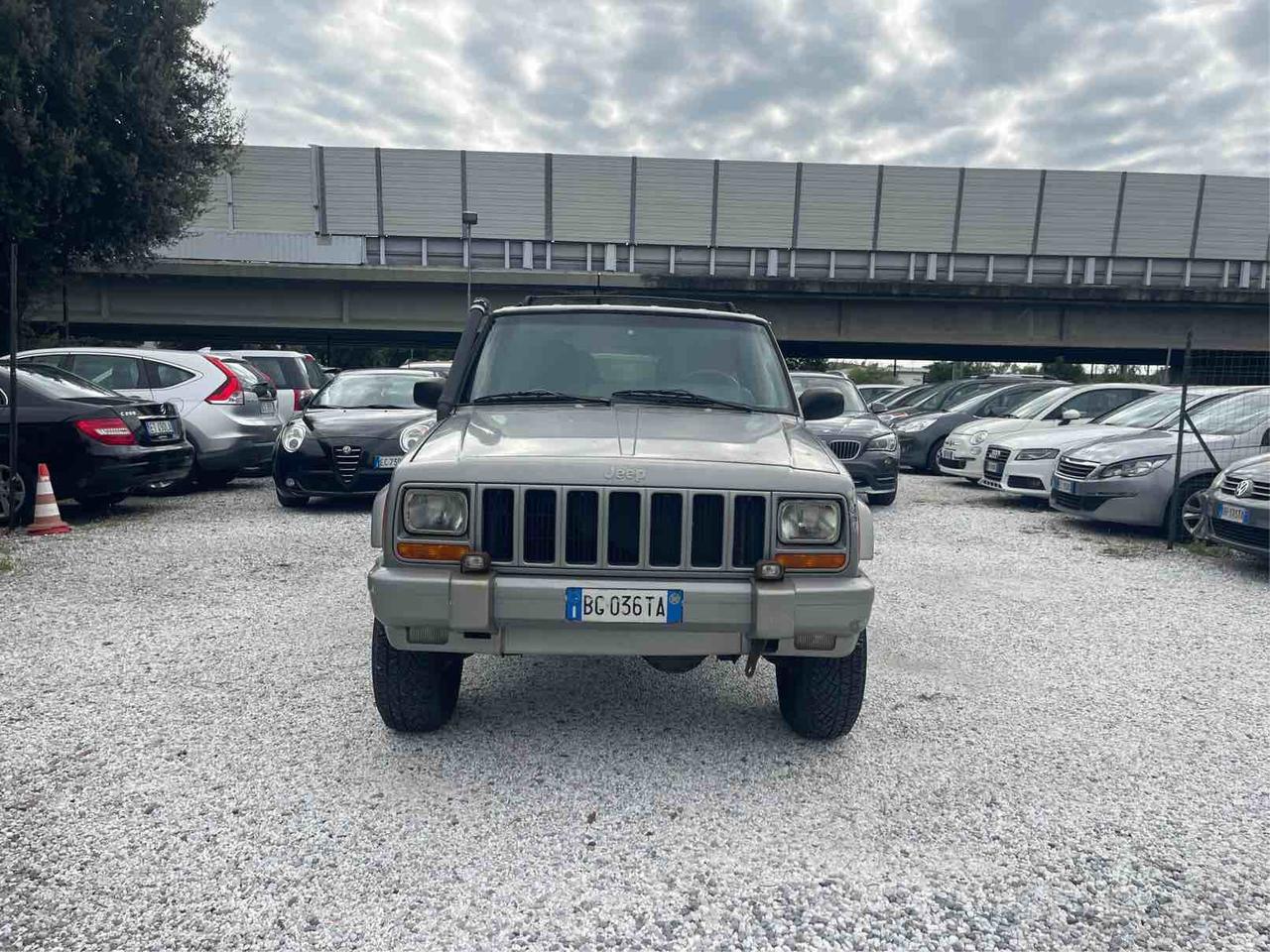 JEEP CHEROKEE