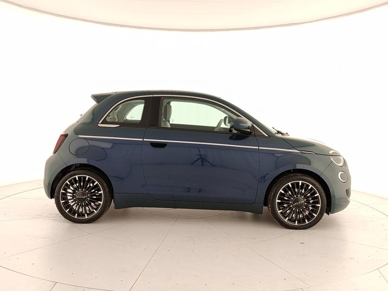 Fiat 500e 42 kWh La Prima