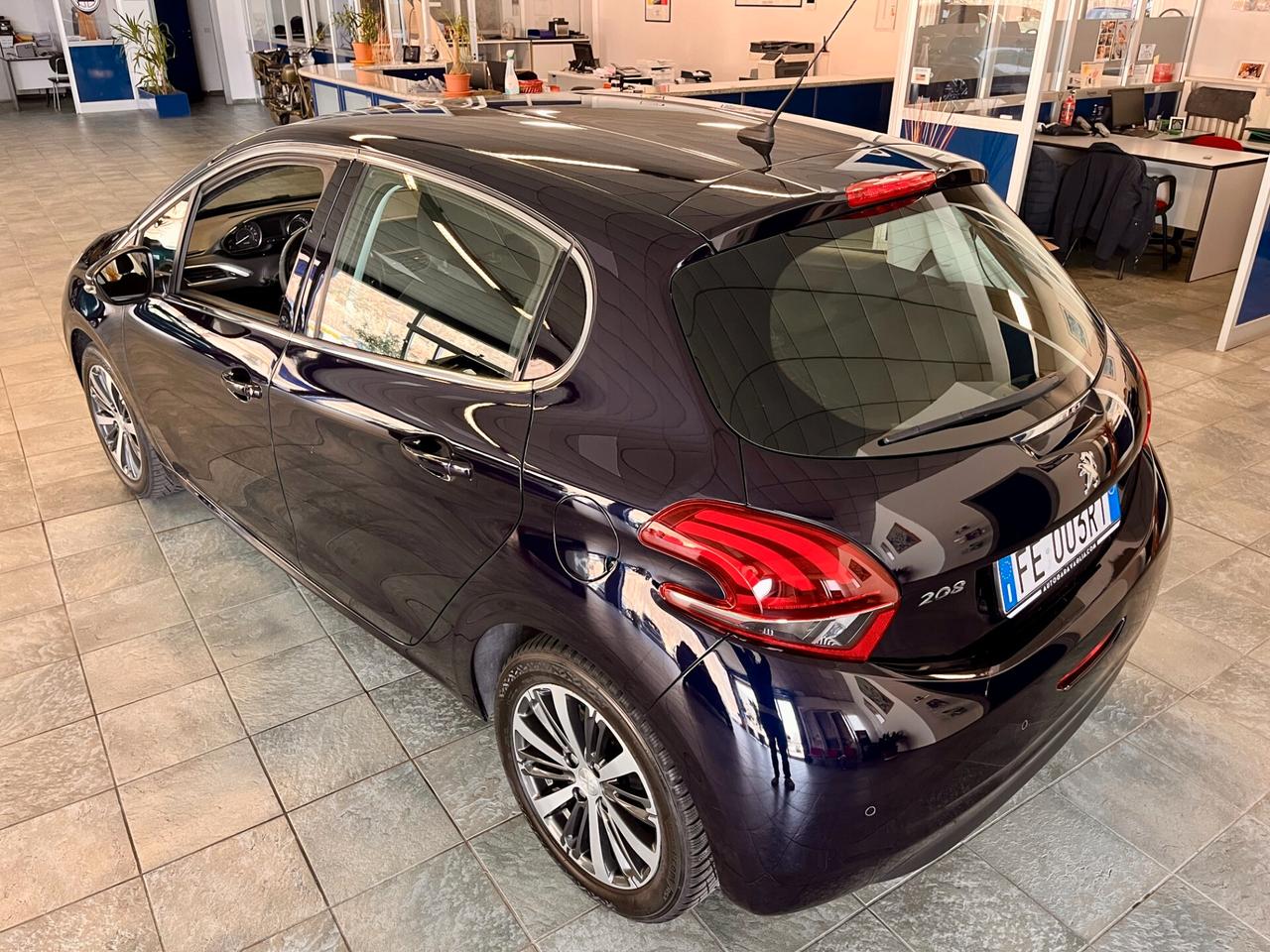 Peugeot 208 1.2 82cv 5 porte Allure