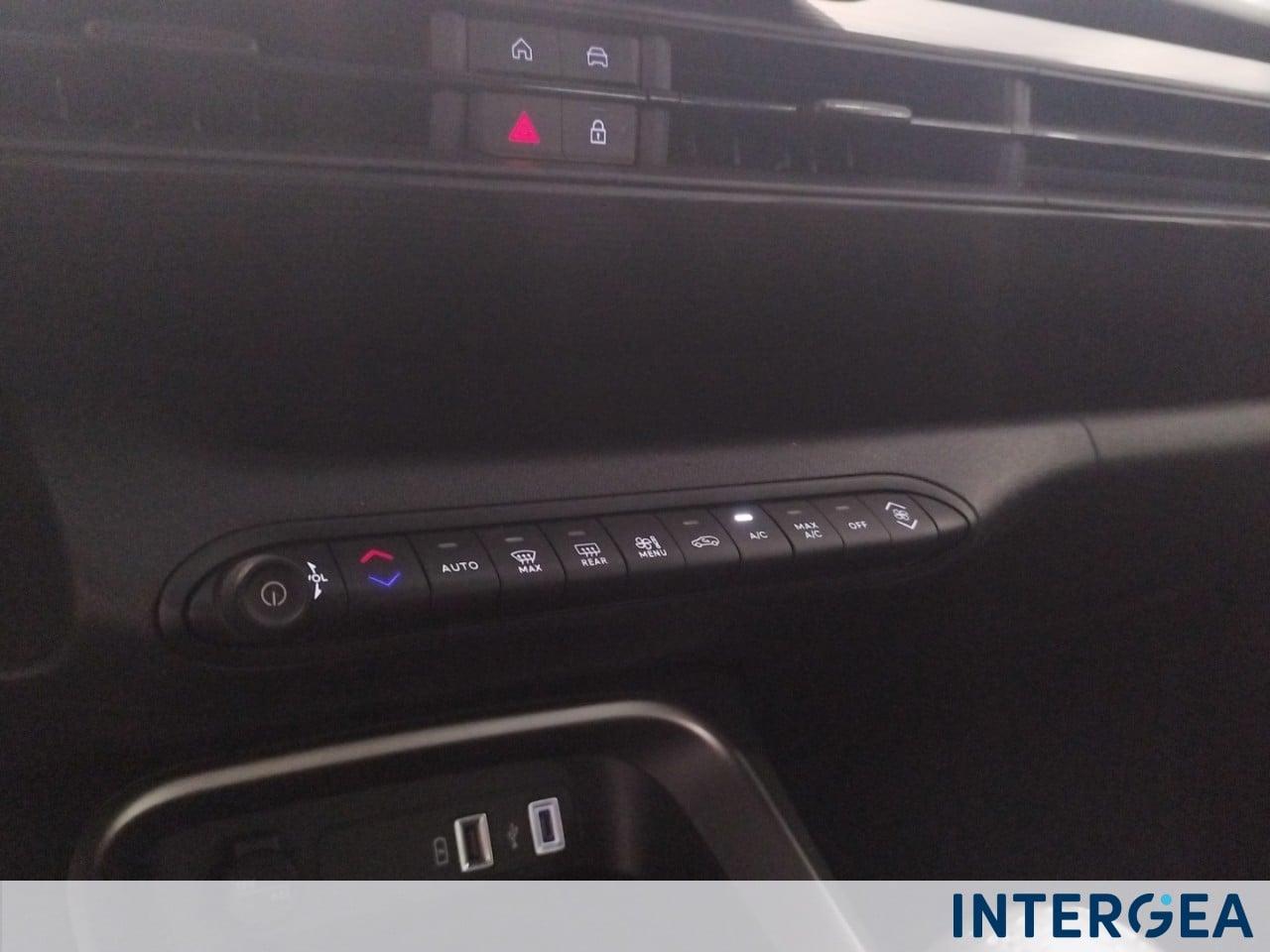 JEEP Avenger 1.2 turbo Altitude fwd 100cv