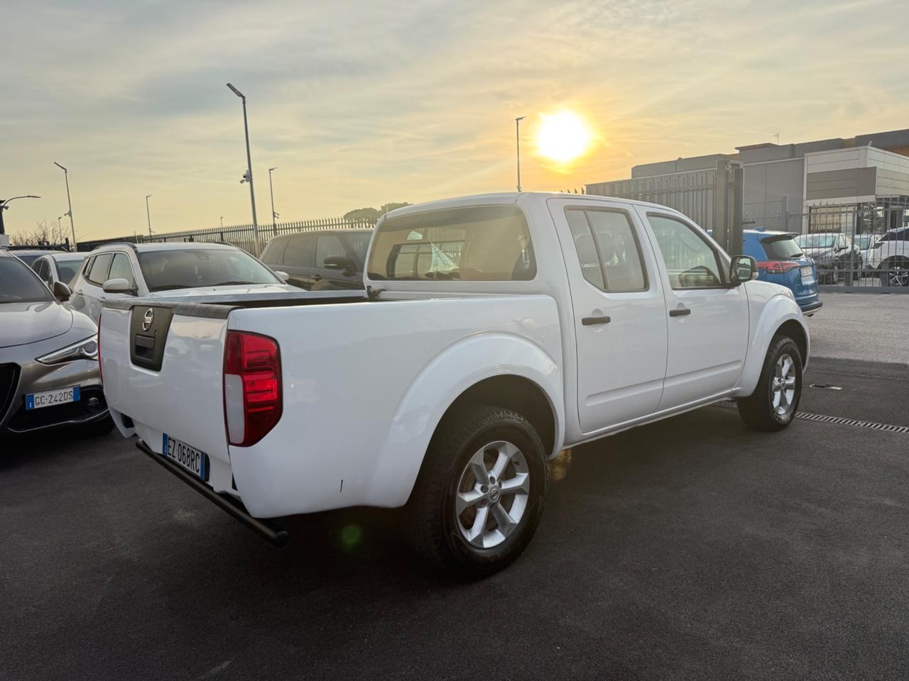 Nissan Navara 2.5 dCi 4 porte Double Cab WoRK