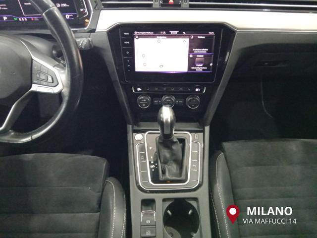 VOLKSWAGEN Passat Variant 2.0 TDI SCR EVO DSG Executive