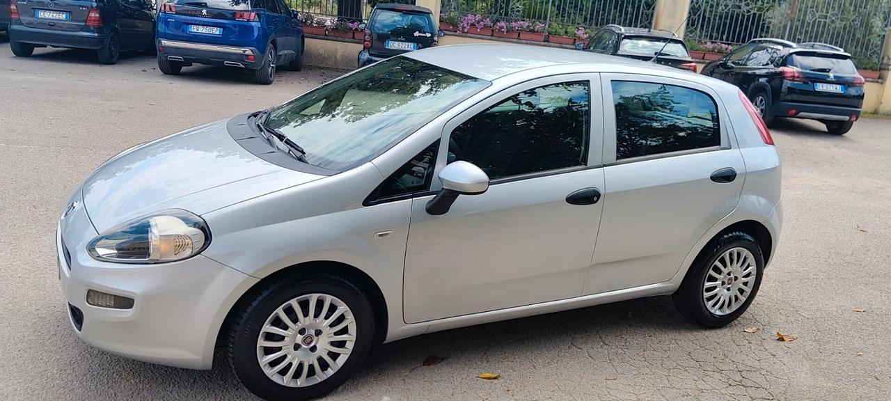 Fiat Punto 1.3 MJT II S&S 95 CV 5 porte Street