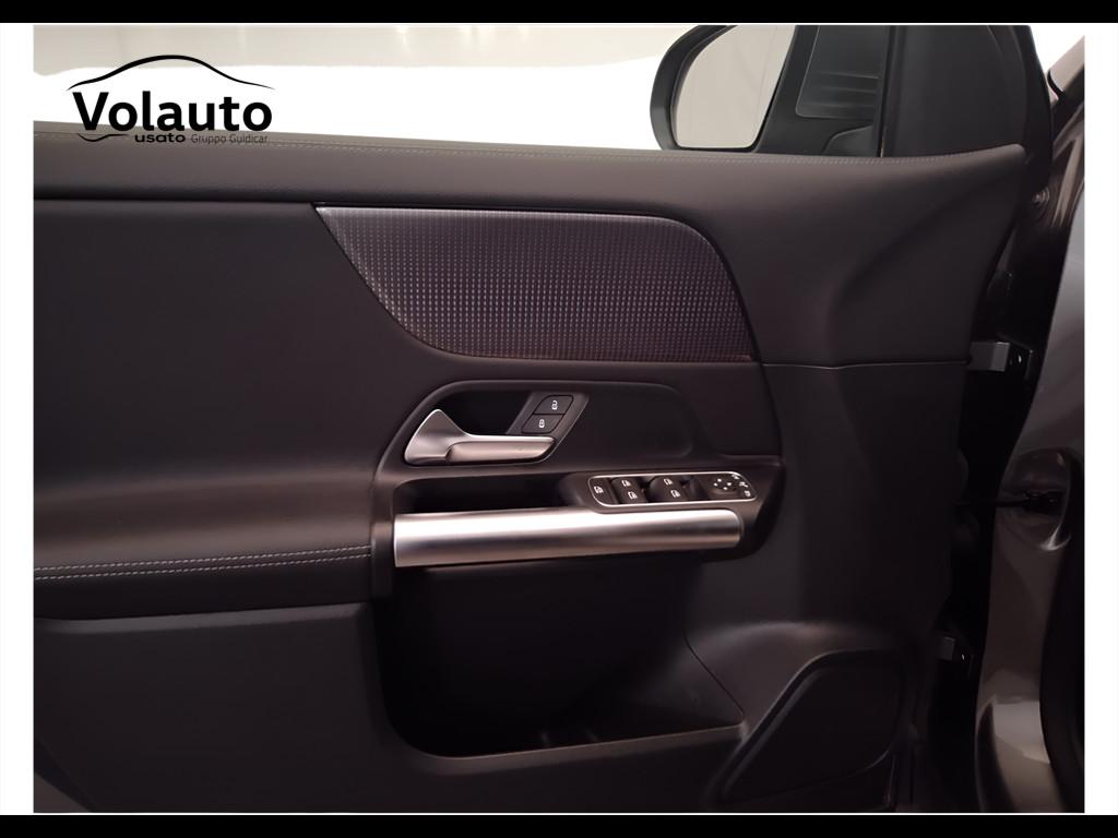 Mercedes-Benz GLA-H247 2020 - GLA 180 d Sport Plus auto