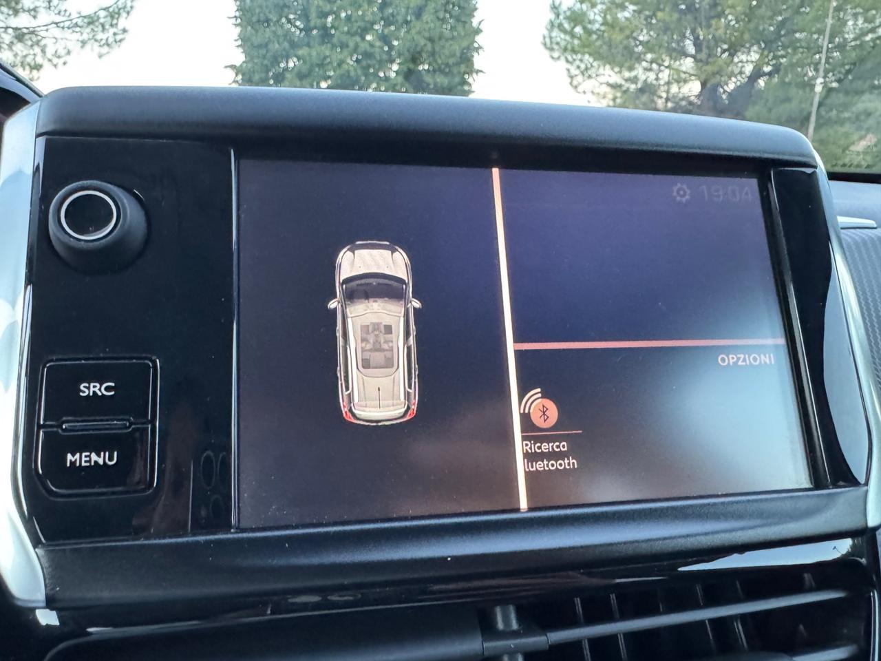 Peugeot 2008 BlueHDi 100 S&S Signature