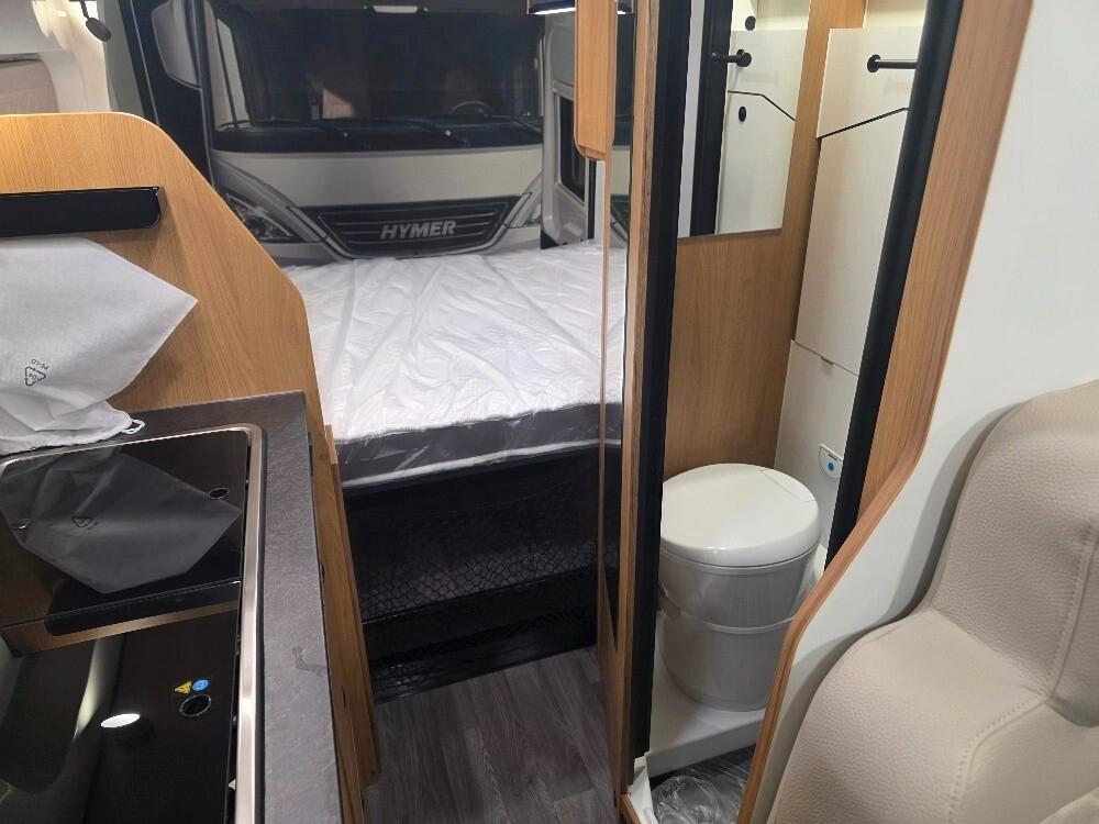 CAMPER VAN FONT VENDOME FORTY VAN 4X4