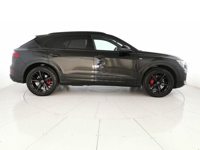 Audi Q8 3.0 tdi mhev S line edition quattro 286cv tiptronic