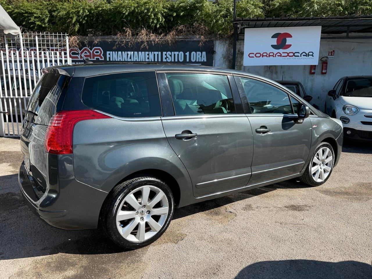 PEUGEOT 5008 1.6 112CV AUTOMATICO FELINE FULL TETTO