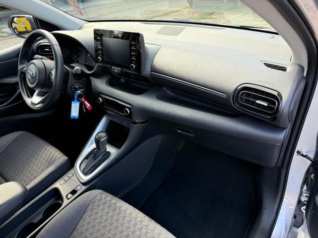 TOYOTA Yaris 1.5 Hybrid 5 porte Business