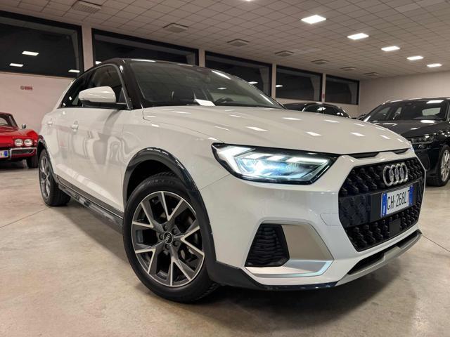 AUDI A1 citycarver 30 TFSI S tronic Admired