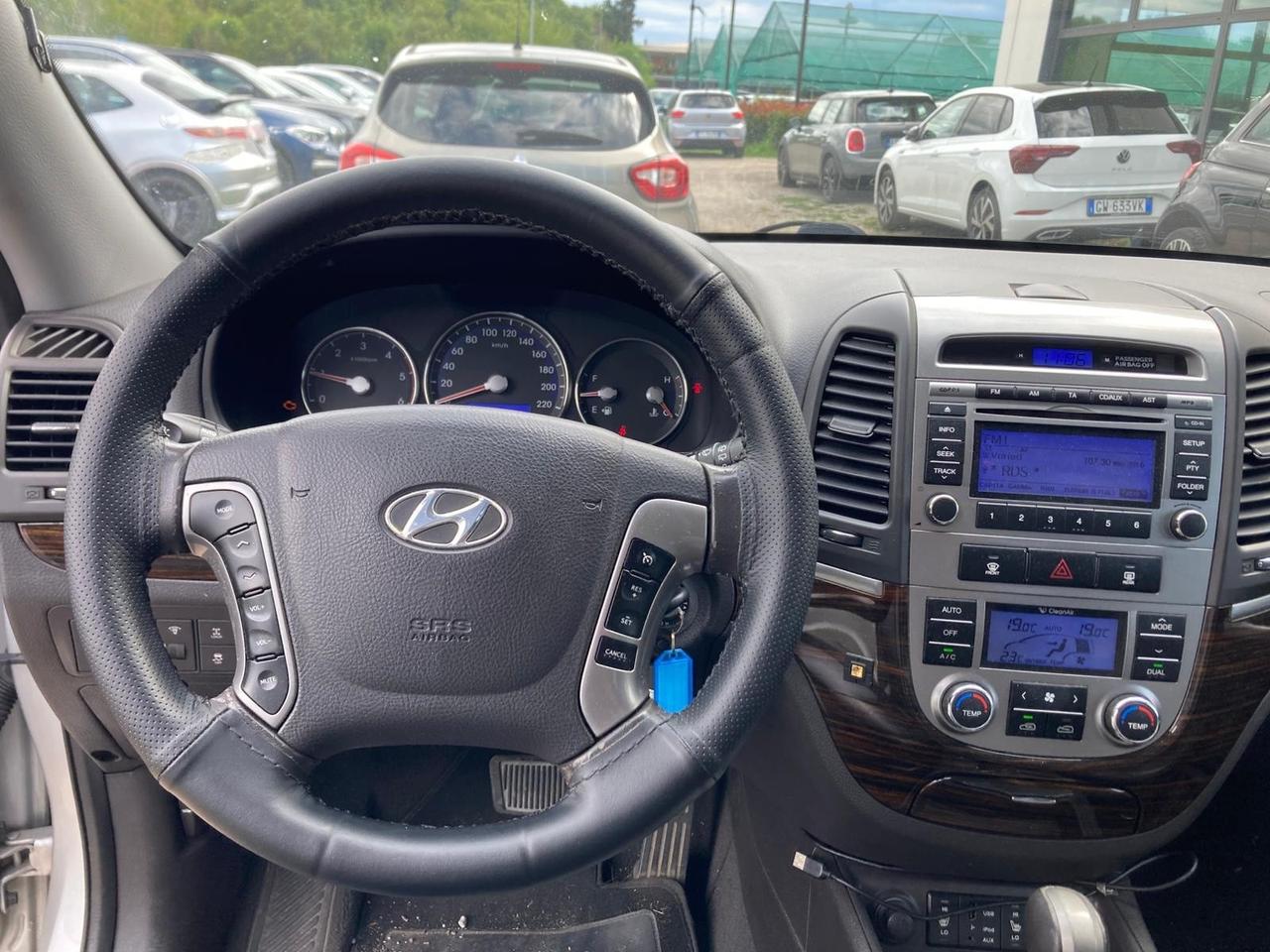 Hyundai Santa Fe 2.2 CRDi VGT 4WD AUTOM 7 POSTI