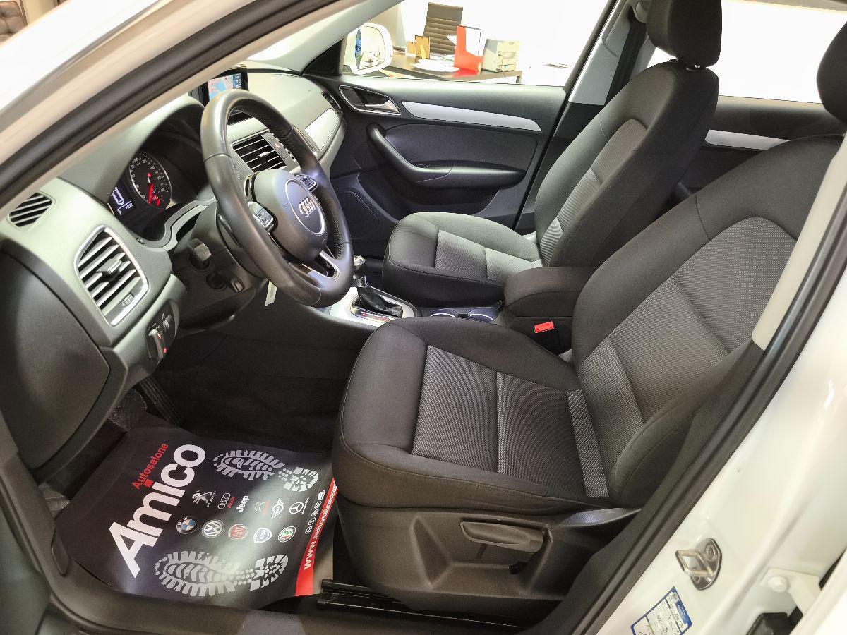 AUDI Q3 2.0 TDI 120CV S-tronic Sport