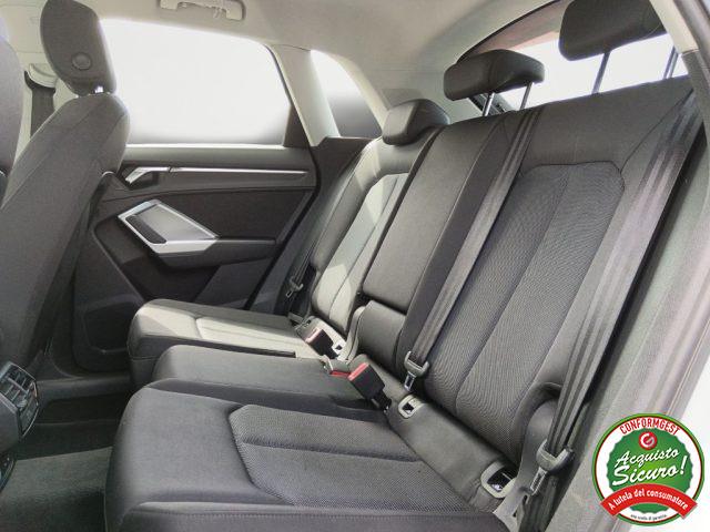 AUDI Q3 35 TDI Business Advanced